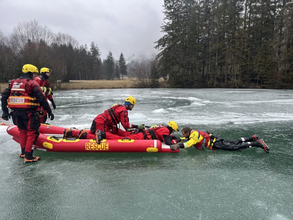 Reševanje iz leda 2